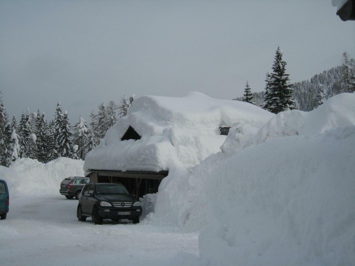Haus Serena oben Sonnenalpe Nassfeld Exterior foto